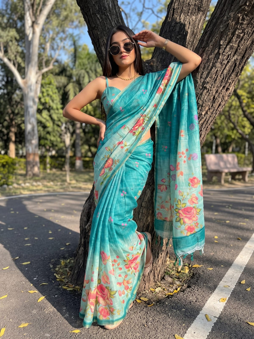 Elegant Linen Tissue Floral Saree