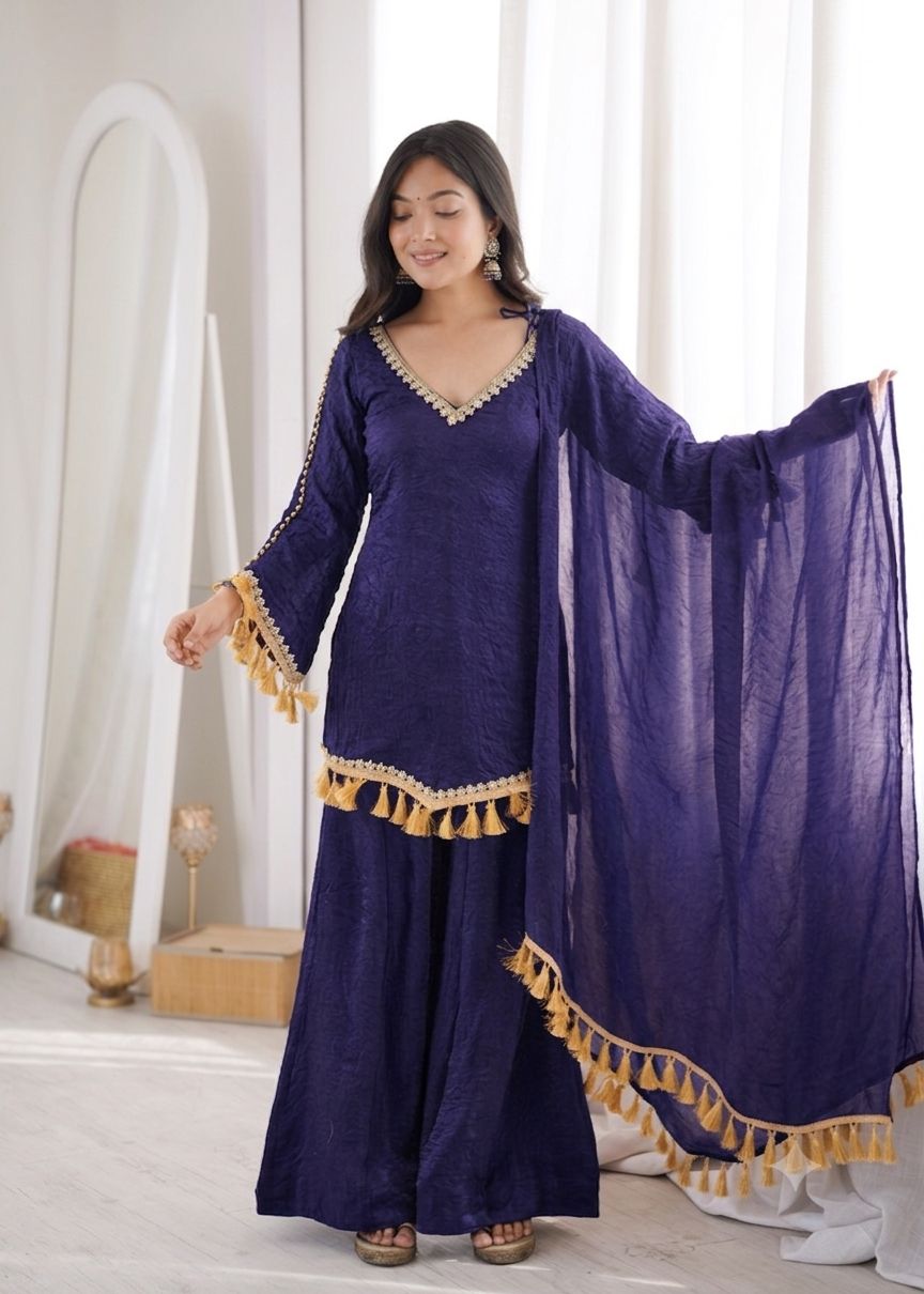 Doremon Crush Mirror Work Suit Set