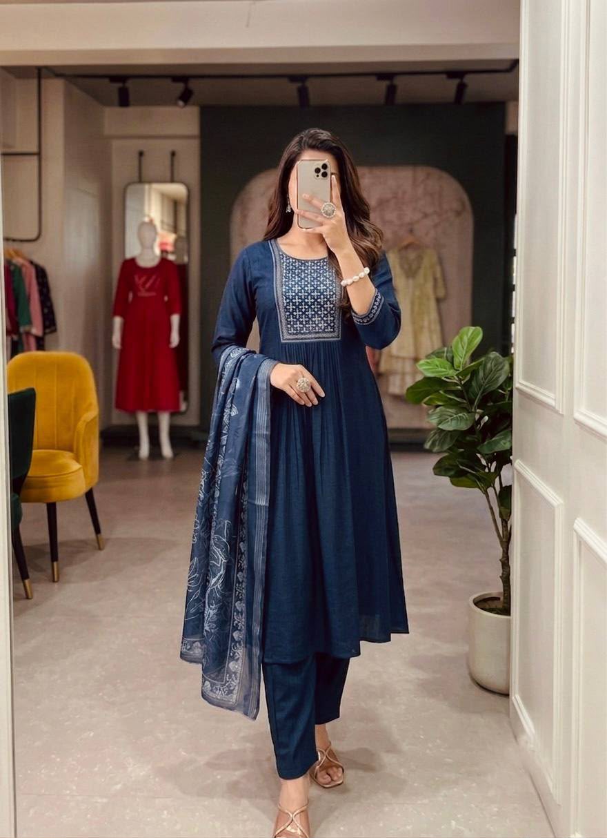 Antra Bamboo Cotton Embroidered Set