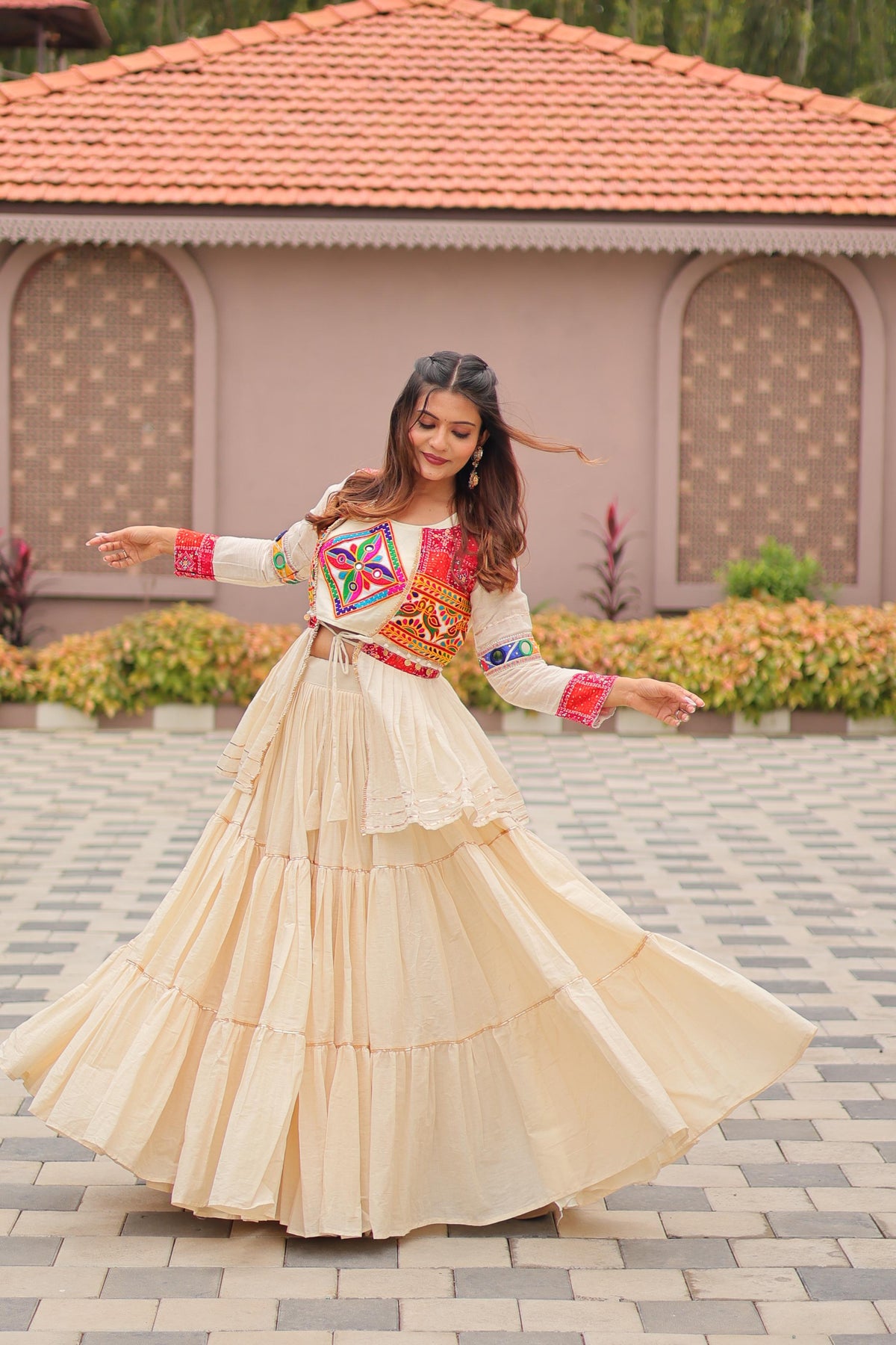 9-Meter Gamthi Work Lehenga Choli