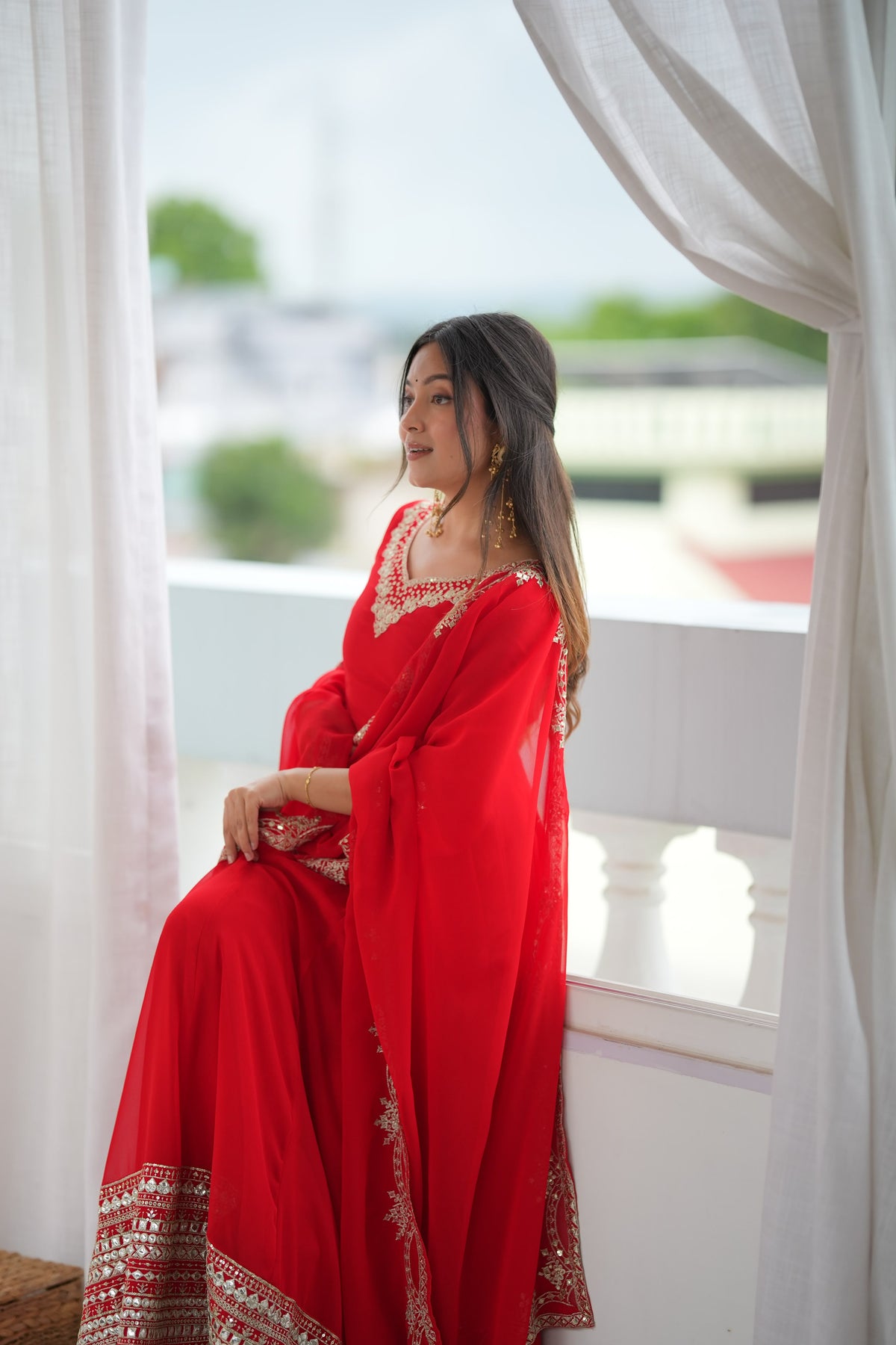 Paper Mirror Georgette Gown Set