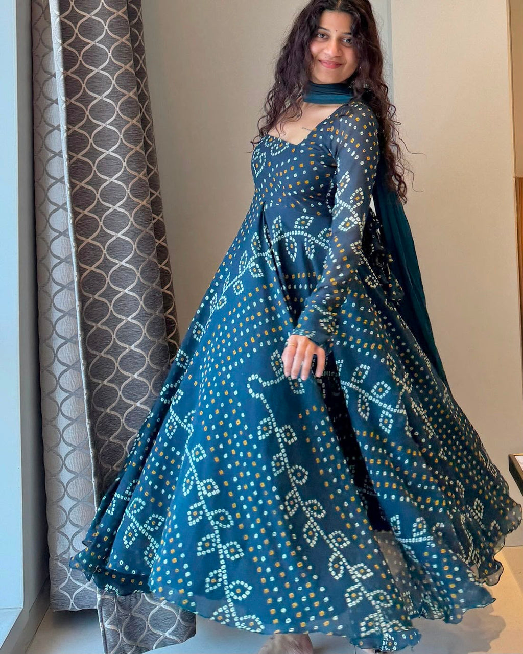 Elegant Georgette Printed Suit Set