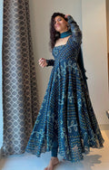 Elegant Georgette Printed Suit Set