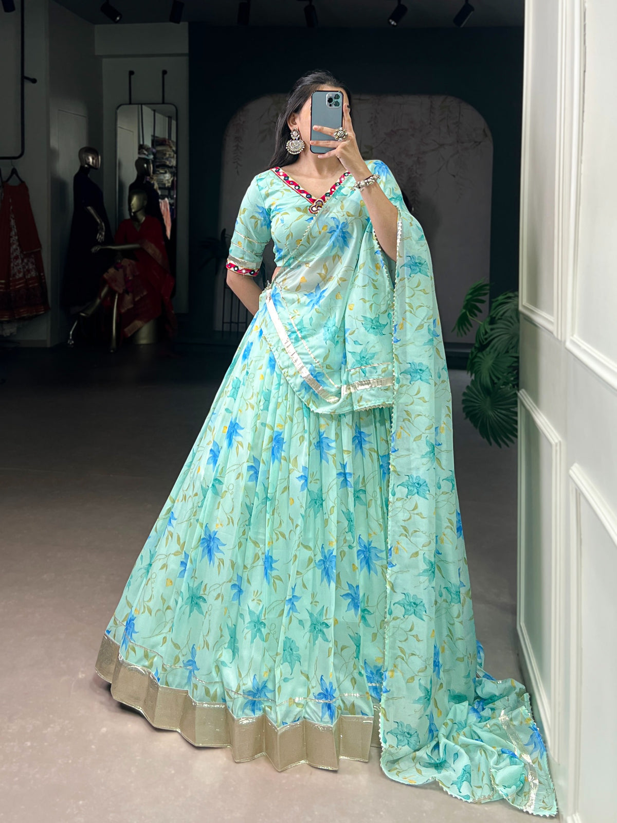 Phoolika Tabby Lehenga